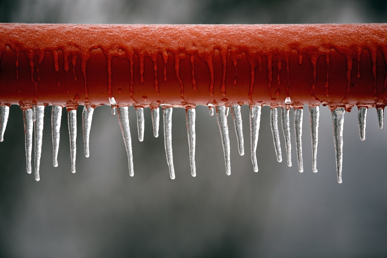 Hot Water Pipe Frozen: What Can I Do?